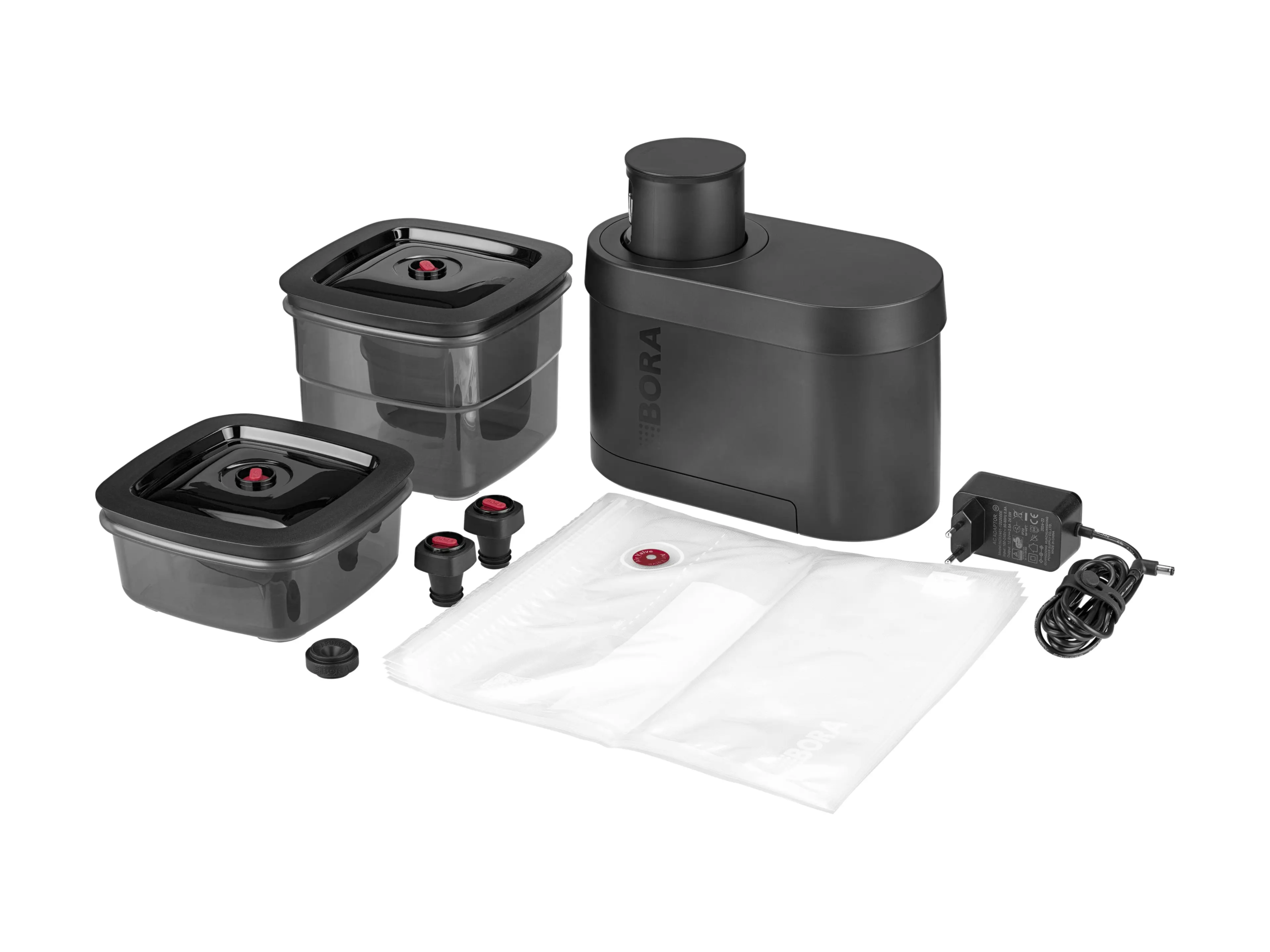 7 Komplet BORA QVac seta – aparat, posude, čepovi, kese i adapter za punjenje, na beloj pozadini.